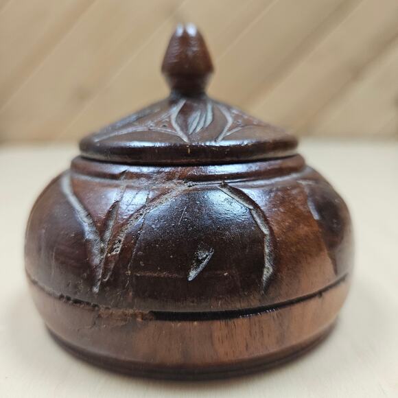 Vtg Carved Wood Trinket Handmade / Crafted Jewelry Box Storage Flower Design - Picture 4 of 8